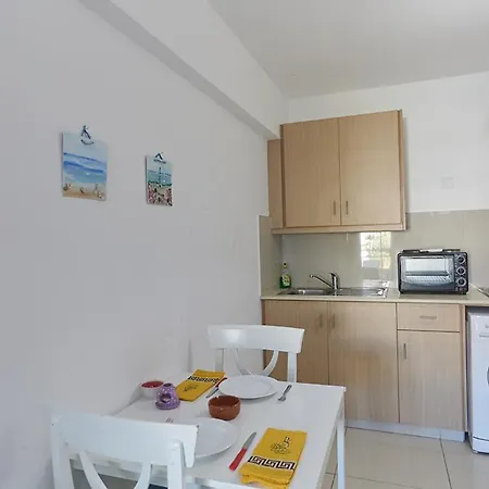 Napa Hera 's Nest Apartamento Ayia Napa